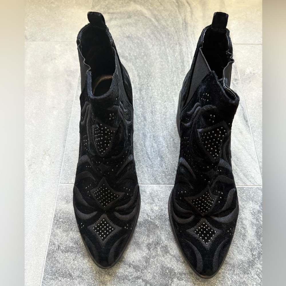 Silver and Black Dolce Vita Ankle boots